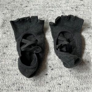 Charcoal Toesox Toeless Barre Socks